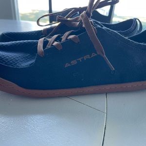 Men Astral Loyak size 10 New W/out Tags